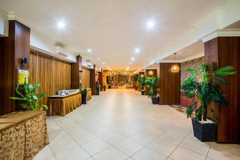 Shared social lounge and communal TV space for corporate guests